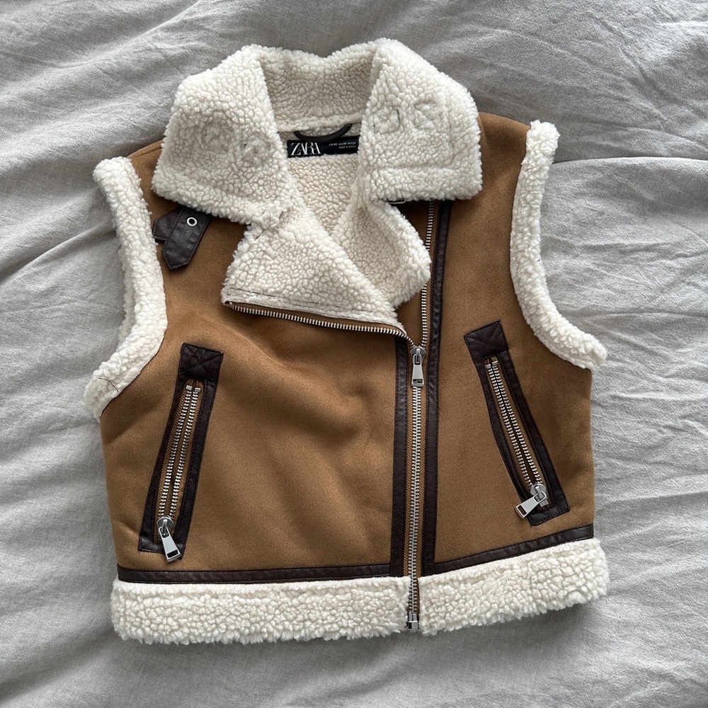 Zara Sherpa Vest XS